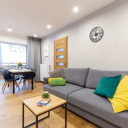 Apartment Slowackiego 5b, *